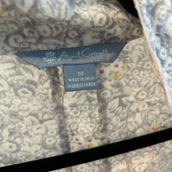 April Cornell button down shirt size medium - Picture 3 of 6